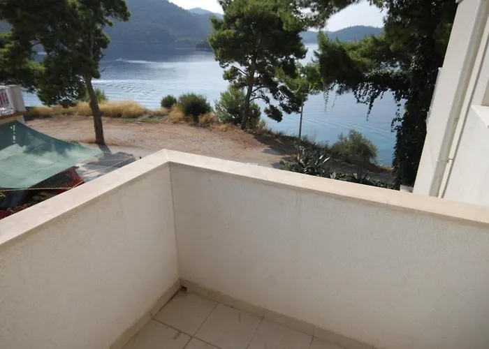 Appartement By The Sea Pasadur, - 8388