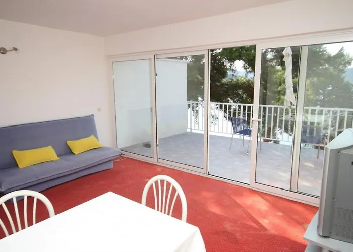Appartement By The Sea Pasadur, - 8388