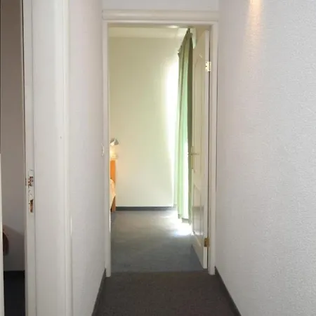 By The Sea Pasadur, - 8388 *