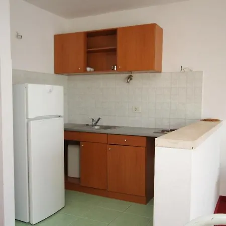 公寓 By The Sea Pasadur, - 8388 *