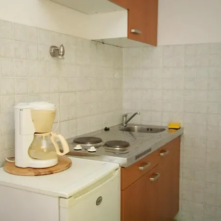 公寓 By The Sea Pasadur, - 8388 *