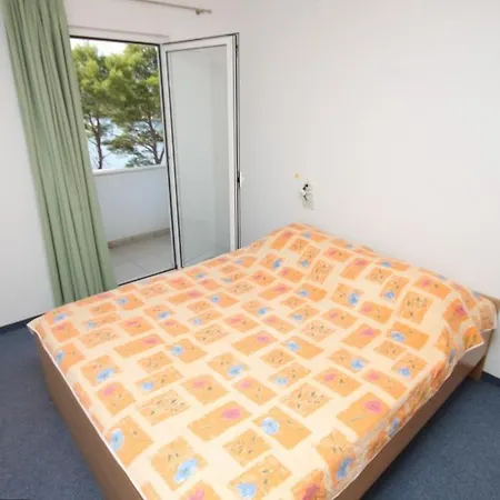 By The Sea Pasadur, - 8388 *